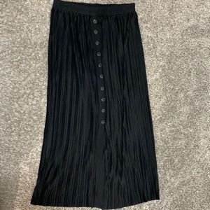 Black long skirt with stretchy elastic waistline